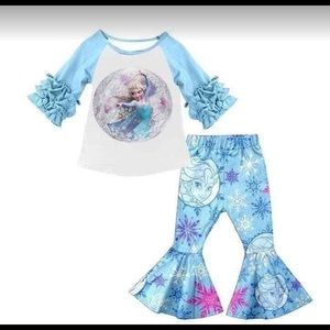 Two piece frozen set, Boutique New